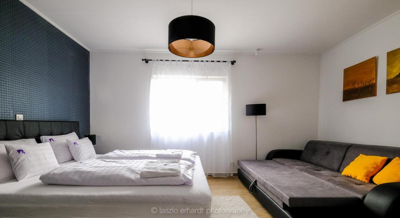 Ciprus Porta Apartmanok バラトンケネシェ エクステリア 写真